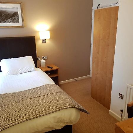 The Wellington Hotell Brecon Exteriör bild