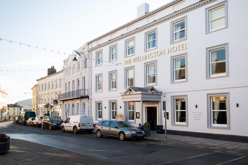 The Wellington Hotell Brecon Exteriör bild