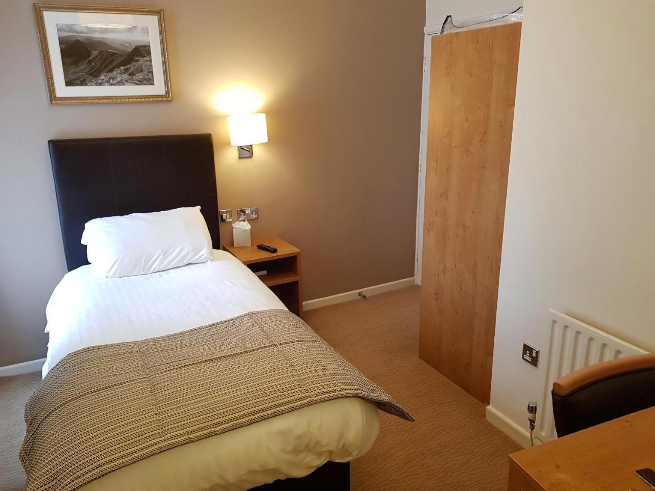 The Wellington Hotell Brecon Exteriör bild