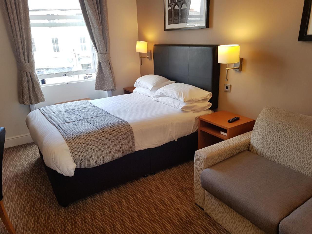 The Wellington Hotell Brecon Exteriör bild
